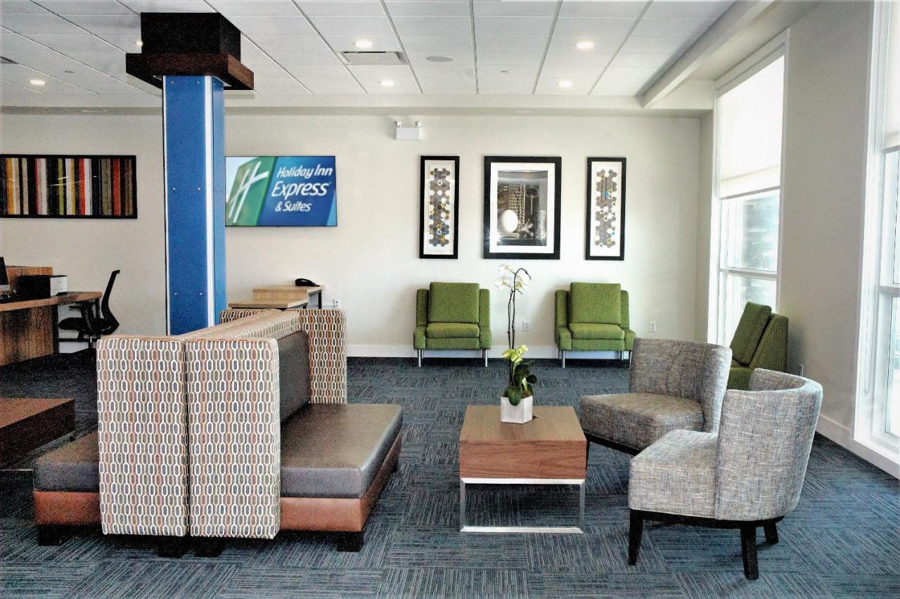 Holiday Inn Express & Suites - Edmonton Sw - Windermere By Ihg Exteriör bild