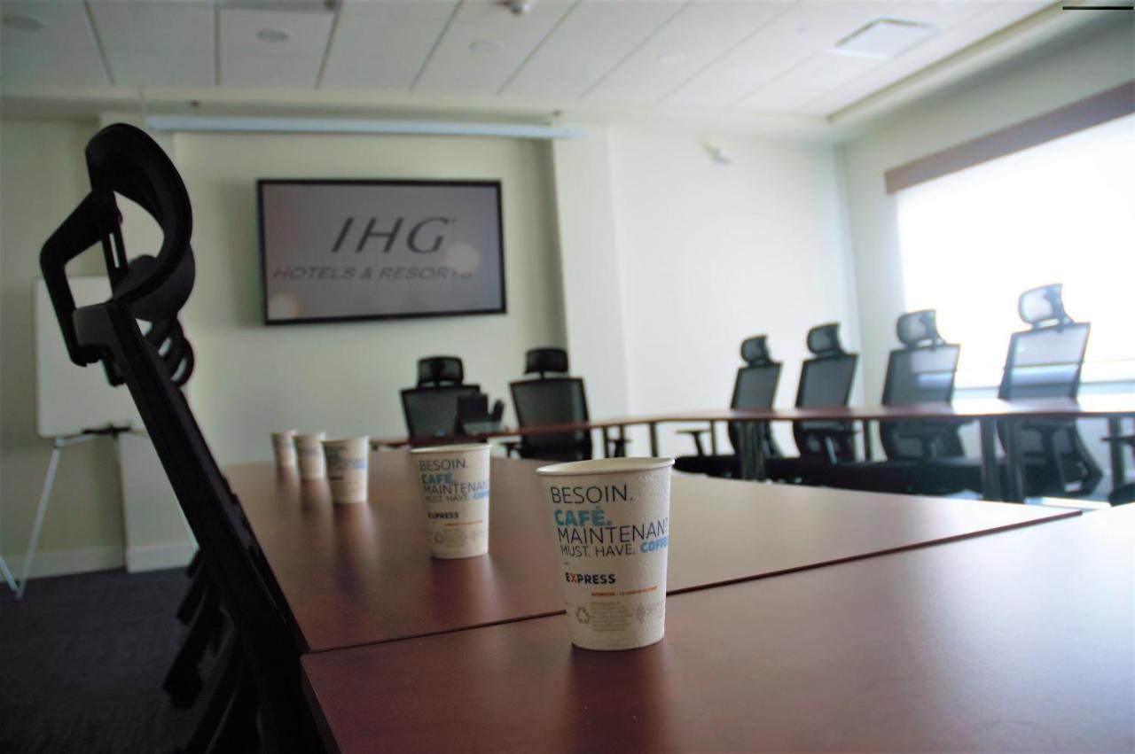 Holiday Inn Express & Suites - Edmonton Sw - Windermere By Ihg Exteriör bild